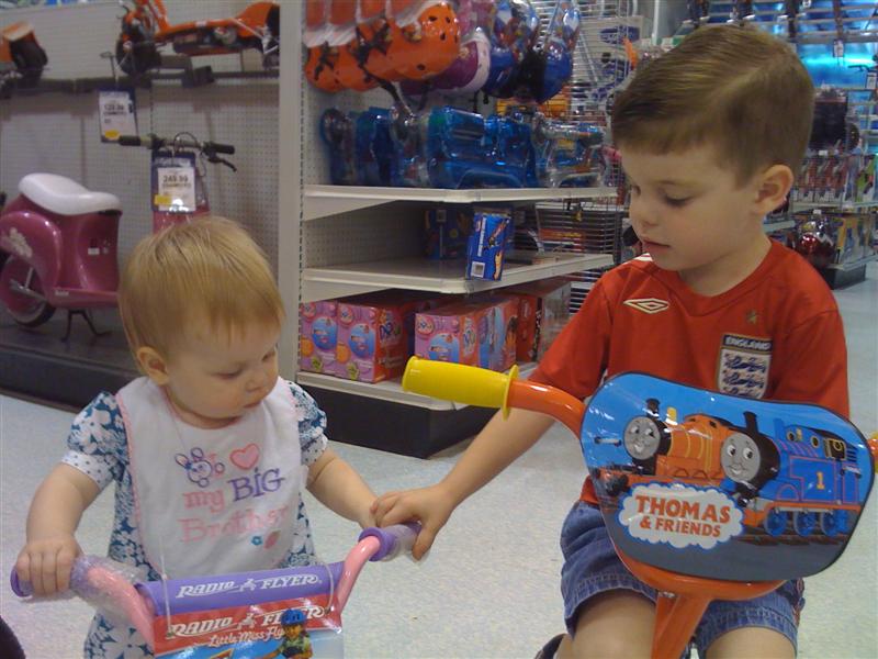 Jess_Trike (3) (Medium).jpg - Hands go here?  You sure?